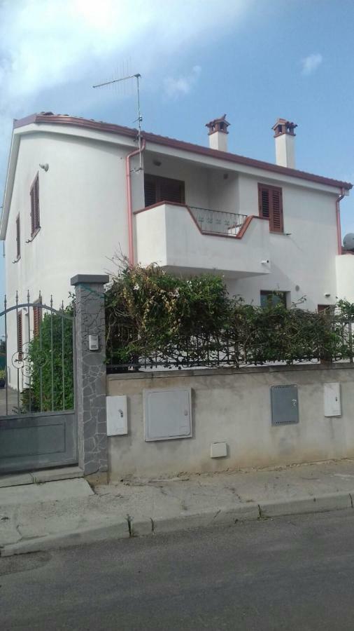 Villa Rosa SantʼAntìoco Exteriör bild
